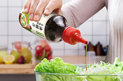 Grunnlagt i 2005, har 13000 kvadratmeter standard fabrikkbygninger, er en samling av forskning og utvikling, produksjon og salg i en av kosmetikk-emballasjematerialebedriftene.